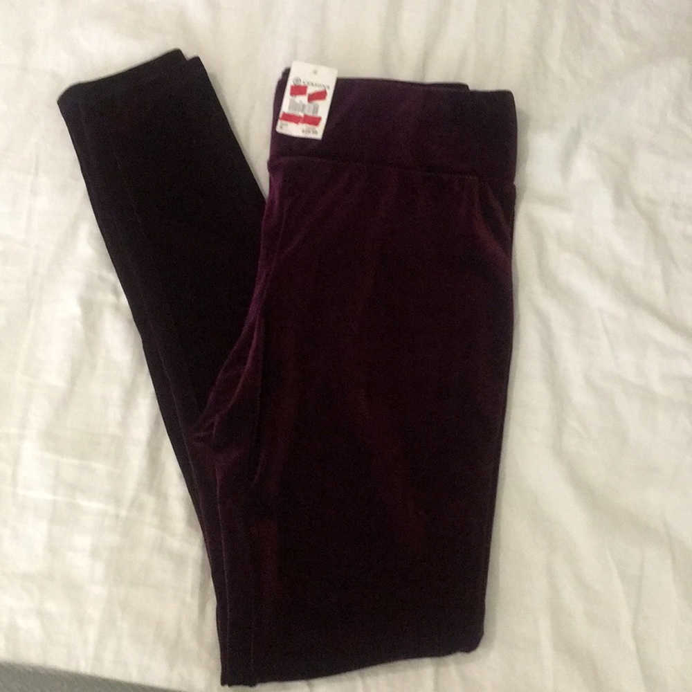 Versona velvet leggings